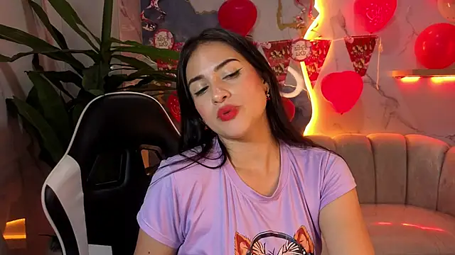 Snapshot of Anny_Star_Tx chatting on February 19, 2026, 8:28 pm Anny Star Tx online show from February 19, 2026, 8:28 pm