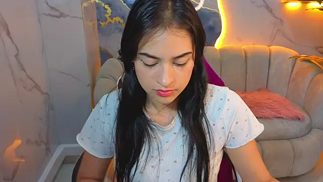 Snapshot of Anny_Star_Tx chatting on May 30, 2026, 5:40 pm Anny Star Tx online show from May 30, 2026, 5:40 pm