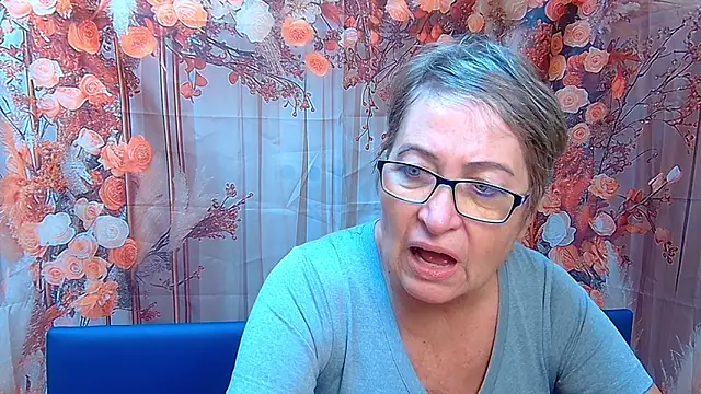 OlgaLuck online show from November 24, 2025, 6:35 am