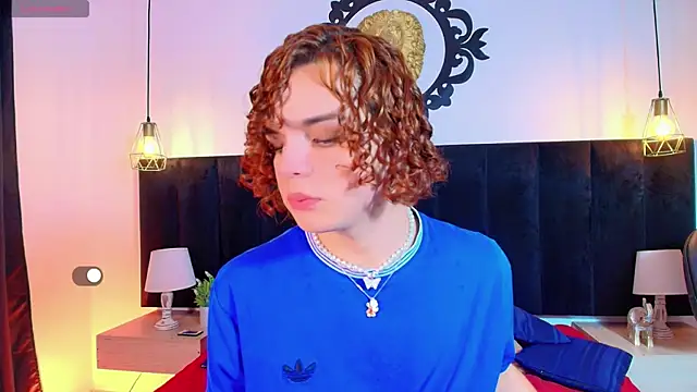 Skyee angel online show from April 22, 2026, 8:37 pm