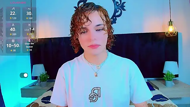 Skyee angel online show from May 10, 2026, 1:36 pm