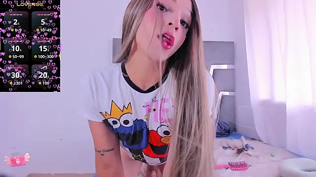 Snapshot of princess_sharon_ chatting on March 29, 2026, 6:53 pm princess sharon online show from March 29, 2026, 6:53 pm