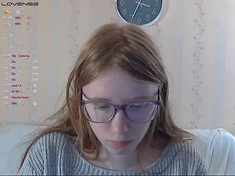 Snapshot of LustfulSarah chatting on October 17, 2025, 12:40 pm LustfulSarah online show from October 17, 2025, 12:40 pm