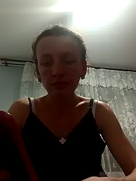 AlisKiv online show from November 26, 2025, 6:08 pm