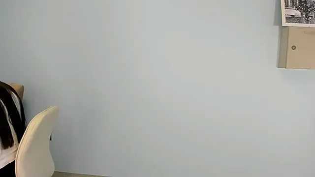 Snapshot of MignonBlunden chatting on November 27, 2025, 10:48 am MignonBlunden online show from November 27, 2025, 10:48 am