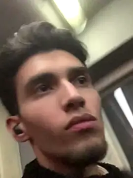 Amoravis123 online show from November 21, 2025, 9:25 pm