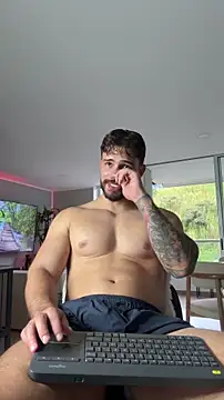 Snapshot of Valenthino_Salvatore chatting on May 16, 2026, 10:42 pm Valenthino Salvatore online show from May 16, 2026, 10:42 pm