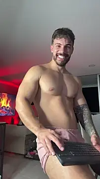 Snapshot of Valenthino_Salvatore chatting on May 15, 2026, 10:52 pm Valenthino Salvatore online show from May 15, 2026, 10:52 pm
