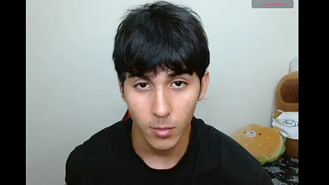 Neithanzynnx online show from November 24, 2025, 7:47 pm