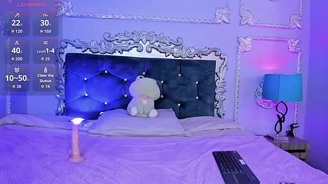 Snapshot of DhaliaRosse chatting on February 27, 2026, 3:51 am DhaliaRosse online show from February 27, 2026, 3:51 am