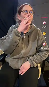 Snapshot of mrsnaughtypineapple chatting on November 27, 2025, 12:44 am mrsnaughtypineapple online show from November 27, 2025, 12:44 am