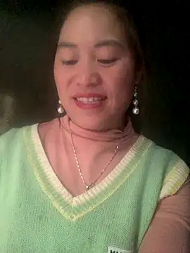 hotel222 online show from November 23, 2025, 4:00 am