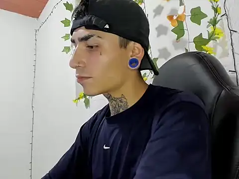 Snapshot of beatandtalk chatting on November 27, 2025, 3:12 pm beatandtalk online show from November 27, 2025, 3:12 pm