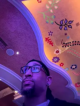 Snapshot of MTheRealrDLlongCrippler chatting on December 17, 2025, 3:44 am MTheRealrDLlongCrippler online show from December 17, 2025, 3:44 am