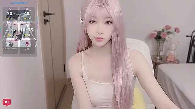 cat cat- online show from December 3, 2025, 1:10 pm