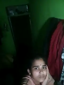 Hot srei online show from November 28, 2025, 3:45 pm