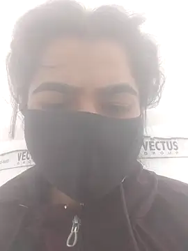 Qxriya online show from November 23, 2025, 9:41 am