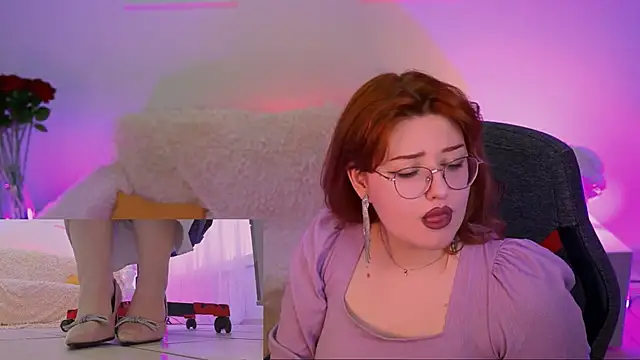 Snapshot of StaceyJensen chatting on April 26, 2026, 12:24 pm StaceyJensen online show from April 26, 2026, 12:24 pm