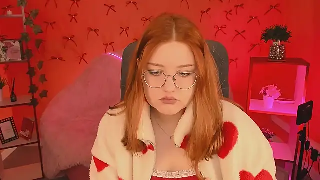 StaceyJensen online show from November 26, 2025, 9:20 am