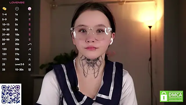 CaroleMyers online show from November 24, 2025, 7:03 pm