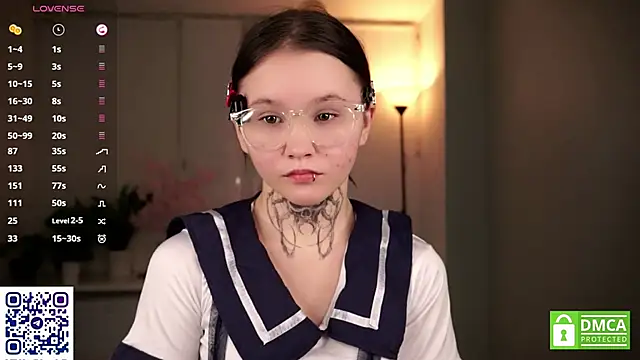 CaroleMyers online show from November 23, 2025, 6:07 pm