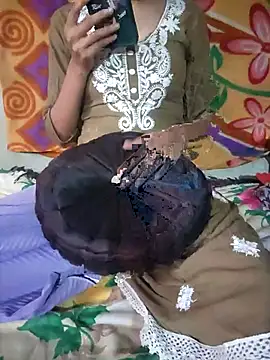 Hot Riya baby online show from November 23, 2025, 3:38 am