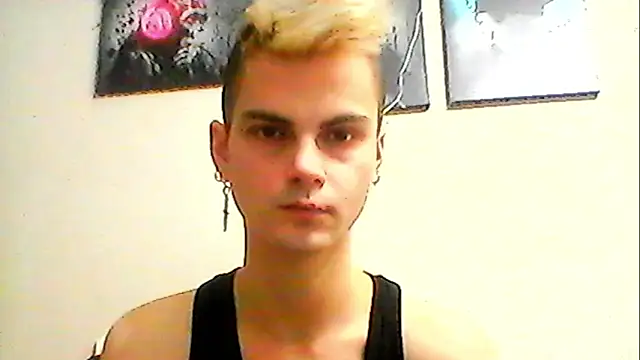 Snapshot of nicotinicmouse chatting on November 23, 2025, 10:03 am nicotinicmouse online show from November 23, 2025, 10:03 am