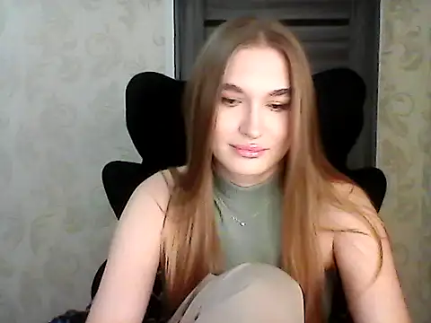 Snapshot of AnyaSmack chatting on November 29, 2025, 1:44 pm AnyaSmack online show from November 29, 2025, 1:44 pm