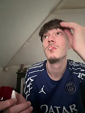 vicoo077 online show from March 17, 2026, 5:49 pm