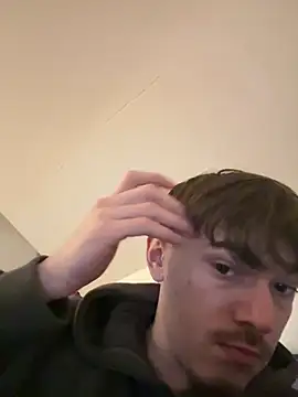 vicoo077 online show from February 11, 2026, 4:51 pm