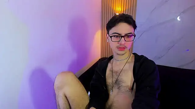 Im Dayros online show from December 14, 2025, 3:35 am