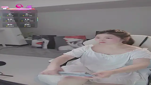 xixi5288 online show from December 4, 2025, 1:54 pm