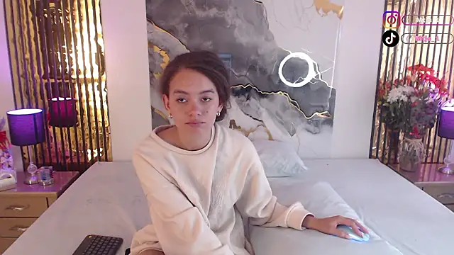 MiticaBrennet  online show from March 13, 2026, 3:06 pm