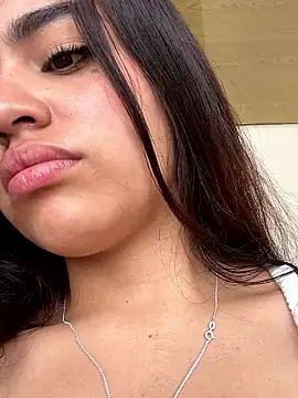 Snapshot of KityOlivia chatting on January 9, 2026, 2:46 pm KityOlivia online show from January 9, 2026, 2:46 pm