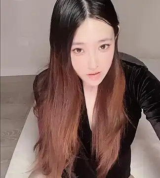 clara-cc online show from February 12, 2026, 2:06 pm