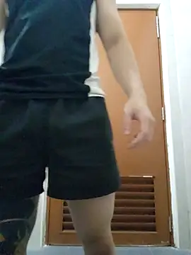 Valerious180 online show from December 3, 2025, 5:23 pm