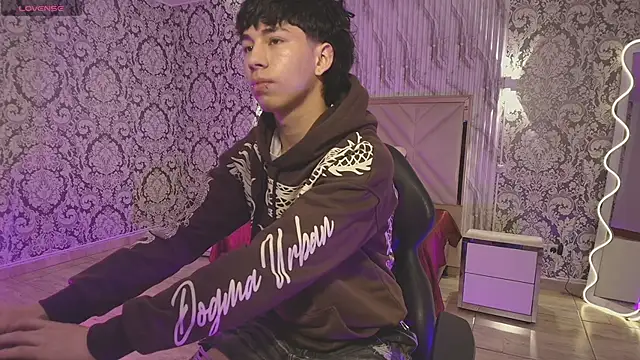 kaelwolf tay online show from February 13, 2026, 12:38 pm