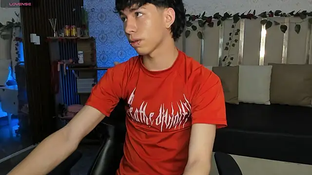 kaelwolf tay online show from February 12, 2026, 7:13 pm