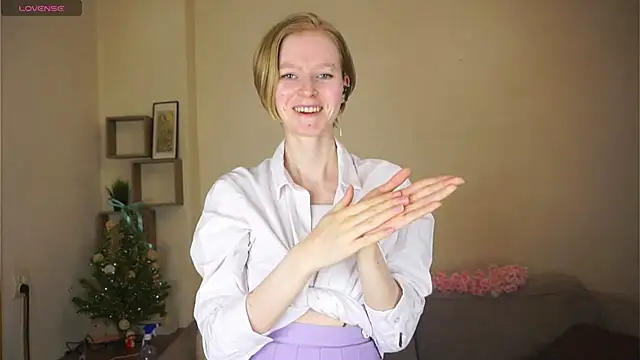 ToyaPletz online show from March 24, 2026, 6:19 pm