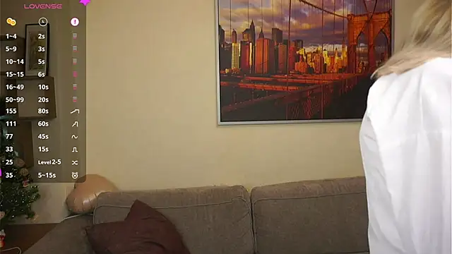 ToyaPletz online show from February 21, 2026, 6:10 pm