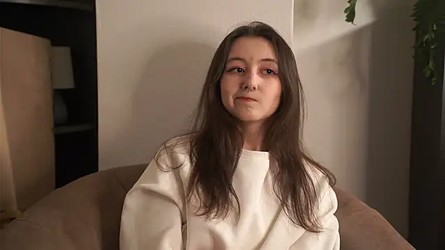 JayeCamelin online show from November 25, 2025, 3:23 pm