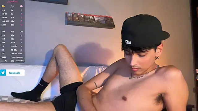 Snapshot of noxnude chatting on June 22, 2026, 10:40 pm noxnude online show from June 22, 2026, 10:40 pm