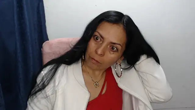 Paolahotty online show from February 18, 2026, 12:08 am