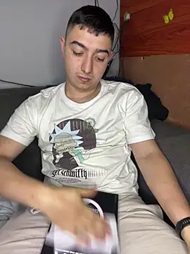 Snapshot of Daisuke_01 chatting on February 1, 2026, 12:42 am Daisuke 01 online show from February 1, 2026, 12:42 am