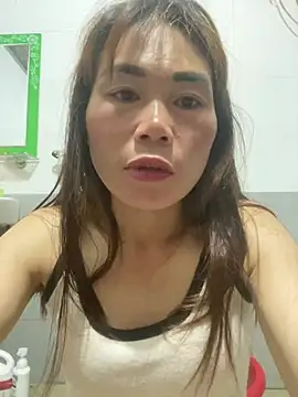 Snapshot of meganmeo chatting on May 21, 2026, 10:29 pm meganmeo online show from May 21, 2026, 10:29 pm