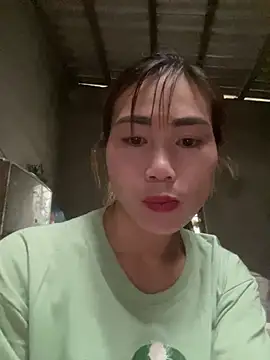 Snapshot of meganmeo chatting on April 26, 2026, 3:26 am meganmeo online show from April 26, 2026, 3:26 am