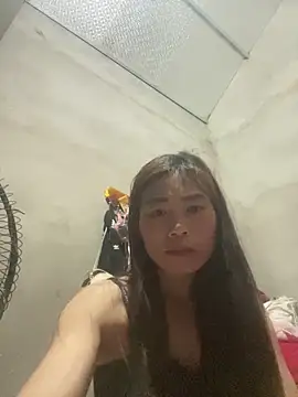 Snapshot of meganmeo chatting on April 19, 2026, 6:10 pm meganmeo online show from April 19, 2026, 6:10 pm