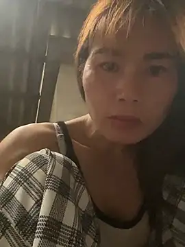 Snapshot of meganmeo chatting on May 12, 2026, 11:22 pm meganmeo online show from May 12, 2026, 11:22 pm