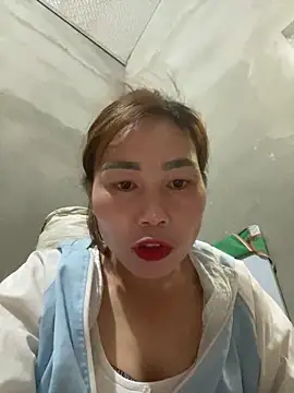 Snapshot of meganmeo chatting on April 27, 2026, 11:08 am meganmeo online show from April 27, 2026, 11:08 am