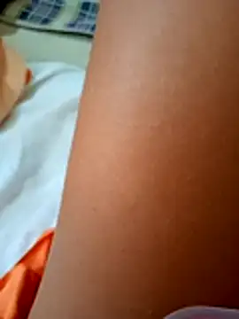 EweXZZ online show from March 2, 2026, 5:53 pm